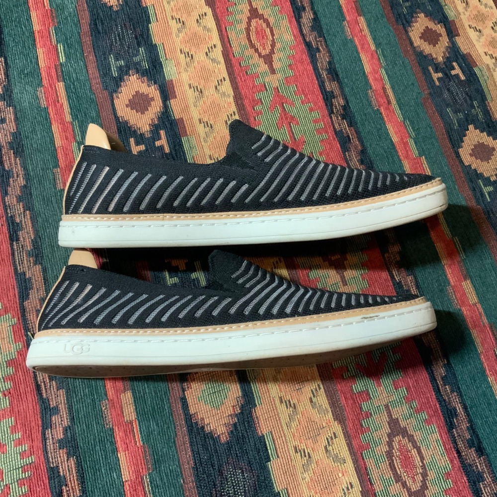 UGG‎ Sammy Breeze Slip On Sneaker size 8 - Picture 2 of 5
